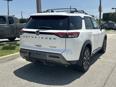 2026 Nissan Pathfinder Platinum
