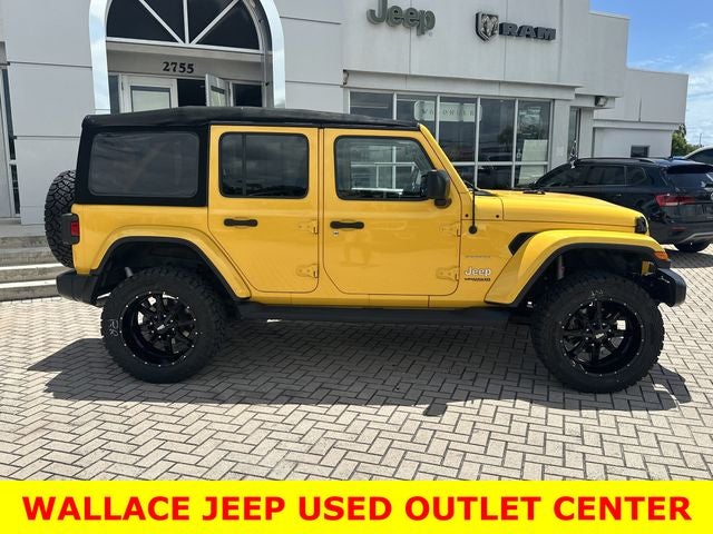 2020 Jeep Wrangler Unlimited Sahara **LIFTED**