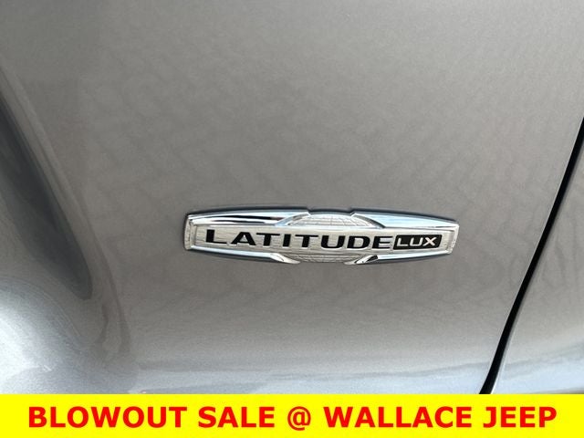 2022 Jeep Cherokee Latitude Lux