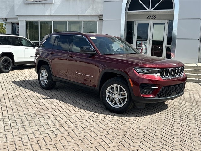 2026 Jeep Grand Cherokee Laredo