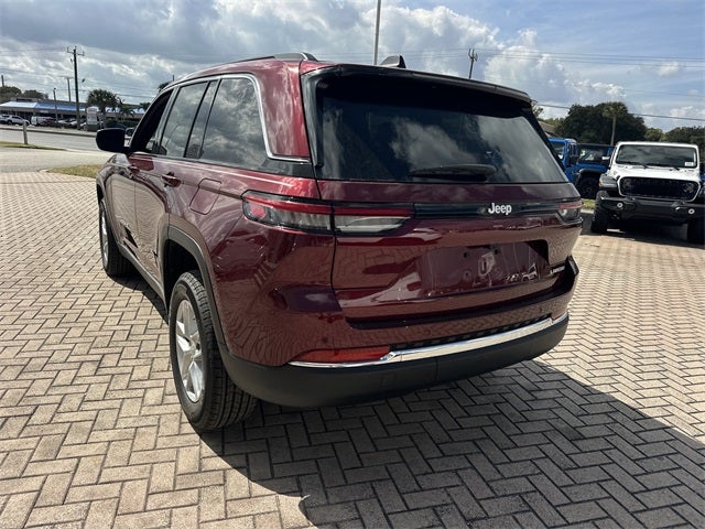 2026 Jeep Grand Cherokee Laredo