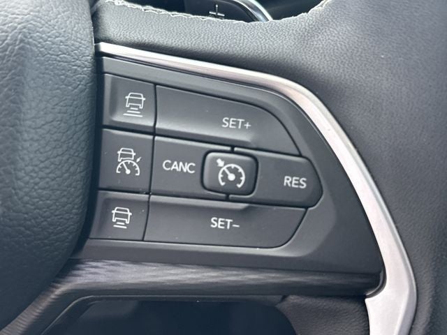 2026 Jeep Grand Cherokee Laredo X