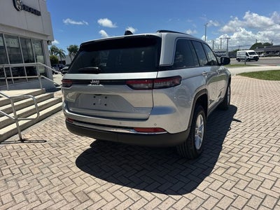 2026 Jeep Grand Cherokee Laredo X