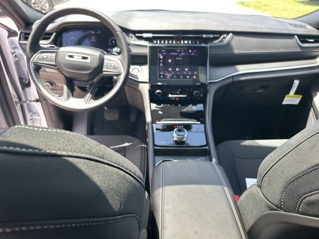 2026 Jeep Grand Cherokee Laredo X