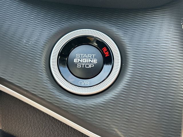 2026 Jeep Grand Cherokee Laredo X