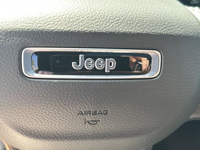 2026 Jeep Grand Cherokee Laredo X