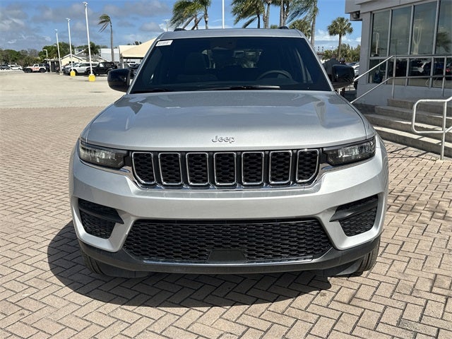 2026 Jeep Grand Cherokee Laredo