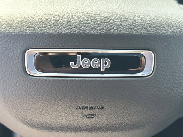 2026 Jeep Grand Cherokee Laredo X