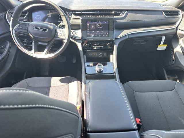 2026 Jeep Grand Cherokee Laredo X