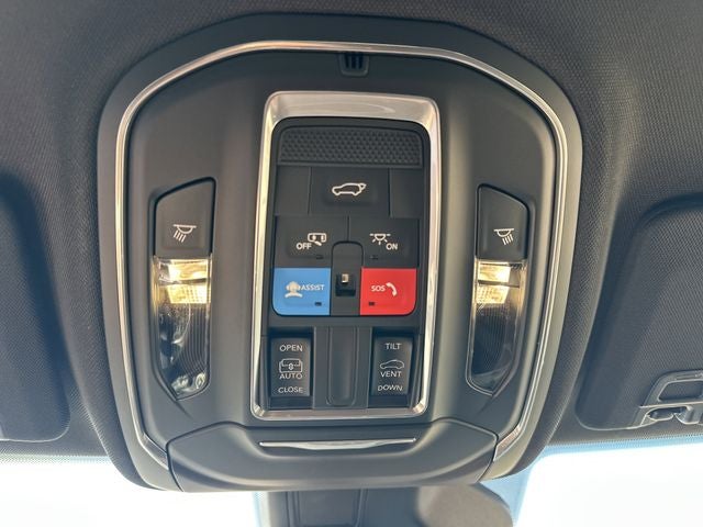 2026 Jeep Grand Cherokee Laredo X
