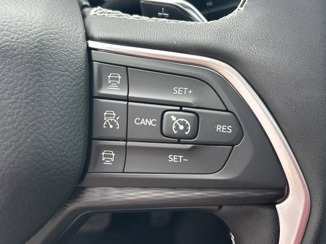 2026 Jeep Grand Cherokee Laredo X
