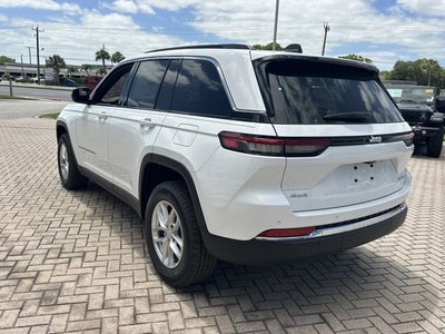 2026 Jeep Grand Cherokee Laredo