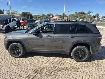 2026 Jeep Grand Cherokee Laredo
