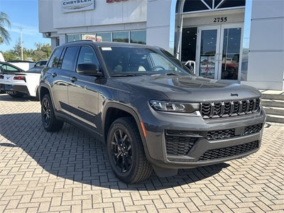 2026 Jeep Grand Cherokee Laredo