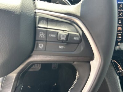 2026 Jeep Grand Cherokee Laredo