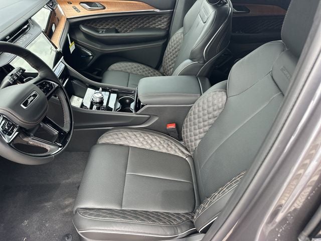 2026 Jeep Grand Cherokee Summit