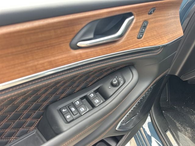 2026 Jeep Grand Cherokee Summit