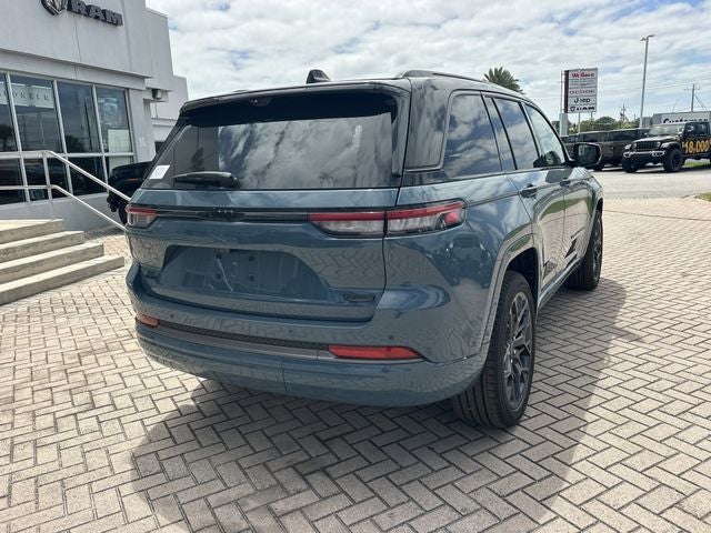 2026 Jeep Grand Cherokee Summit