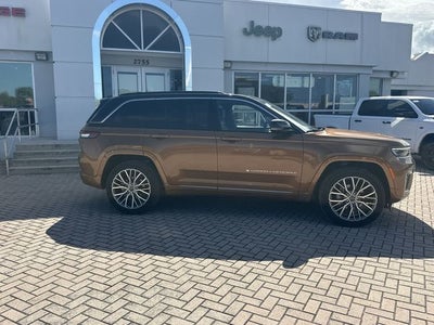 2026 Jeep Grand Cherokee Summit