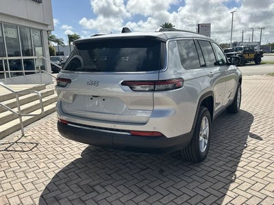 2026 Jeep Grand Cherokee L Laredo