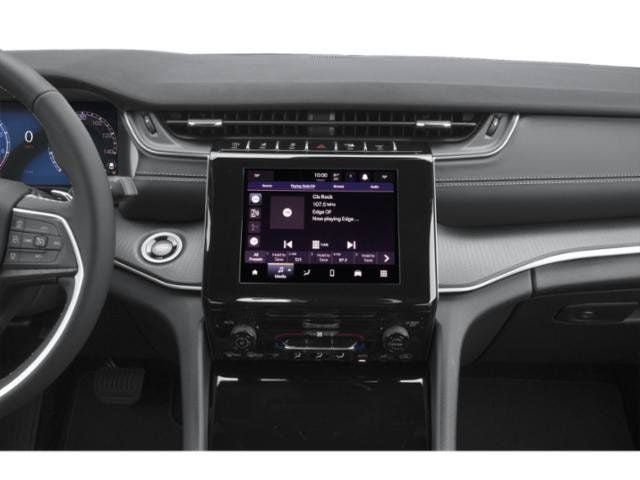2027 Jeep Grand Cherokee L Laredo Altitude