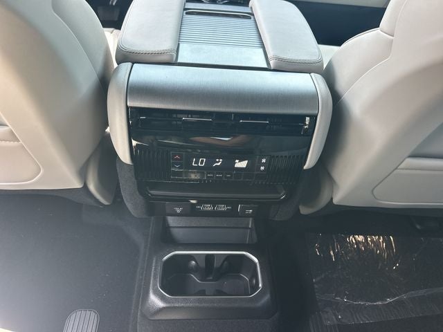 2026 Jeep Grand Wagoneer Base