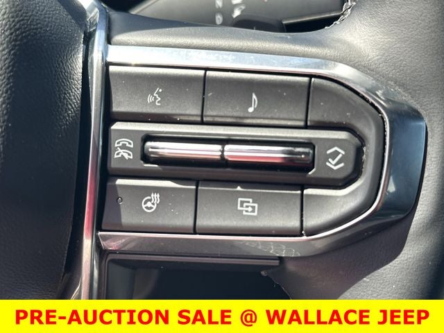 2024 GMC Acadia Elevation