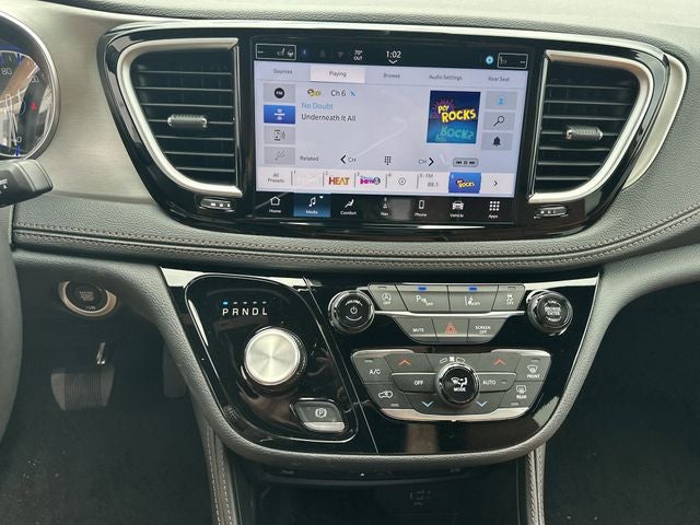 2026 Chrysler Pacifica Pinnacle