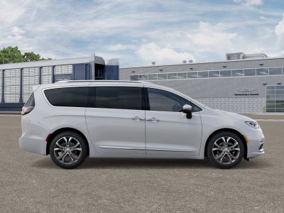 2026 Chrysler Pacifica Pinnacle