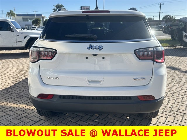 2022 Jeep Compass Latitude Lux