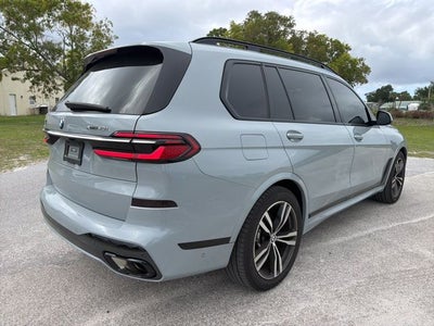 2023 BMW X7 xDrive40i