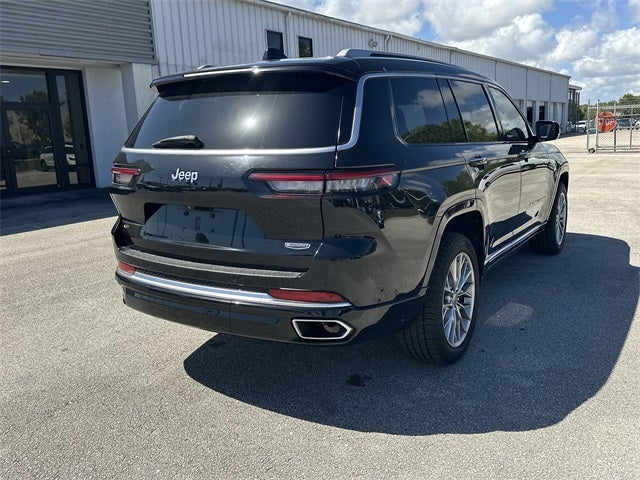 2022 Jeep Grand Cherokee L Summit