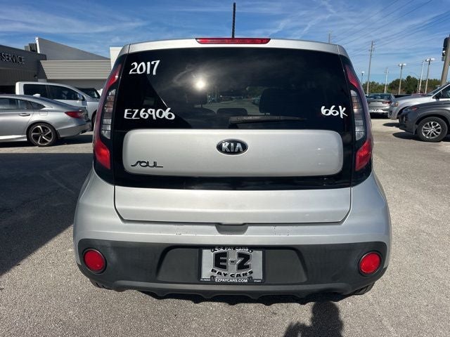 2017 Kia Soul Base