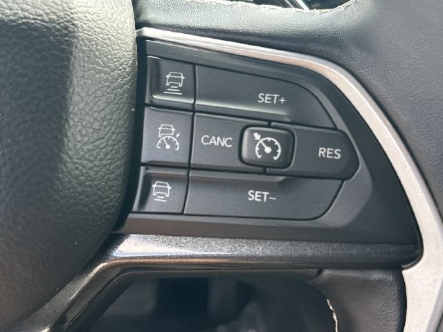 2022 Jeep Grand Cherokee Altitude