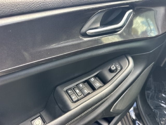2022 Jeep Grand Cherokee Altitude