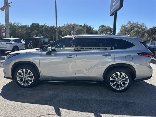 2023 Toyota Highlander L