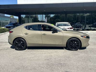 2024 Mazda Mazda3 2.5 Carbon Turbo