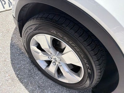 2020 Volvo XC40 Momentum