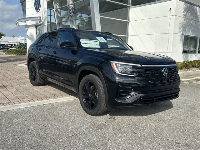 2026 Volkswagen Atlas Cross Sport 2.0T SEL R-Line Black