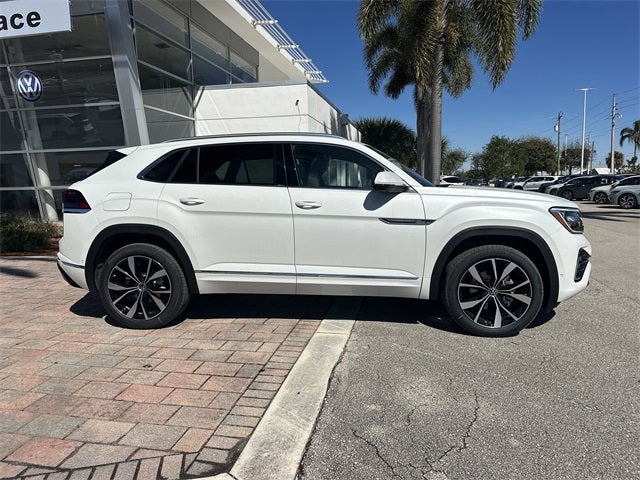 2026 Volkswagen Atlas Cross Sport 2.0T SEL Premium R-Line
