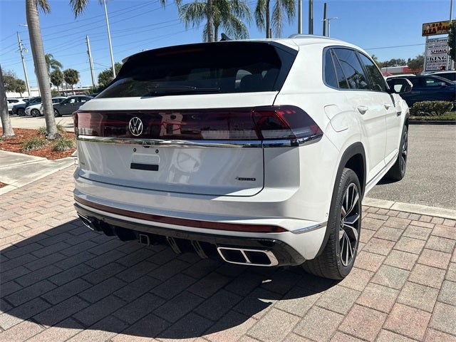2026 Volkswagen Atlas Cross Sport 2.0T SEL Premium R-Line