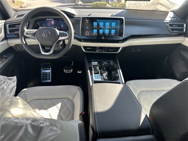 2026 Volkswagen Atlas Cross Sport 2.0T SEL Premium R-Line