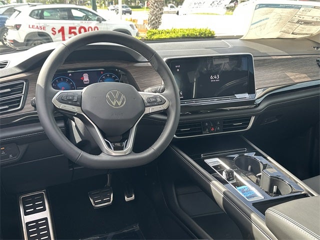 2026 Volkswagen Atlas 2.0T SEL Premium R-Line