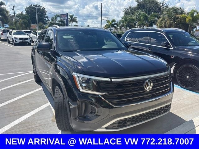 2024 Volkswagen Atlas Cross Sport 2.0T SE w/Technology