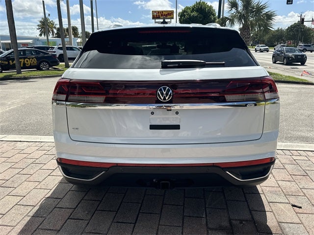 2026 Volkswagen Atlas Cross Sport 2.0T SE w/Technology