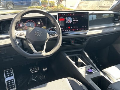 2026 Volkswagen Tiguan 2.0T SE R-Line Black