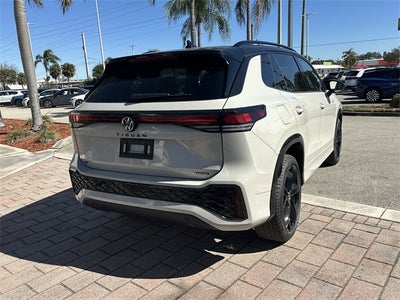 2026 Volkswagen Tiguan 2.0T SE R-Line Black