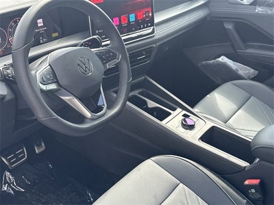 2026 Volkswagen Tiguan 2.0T SE R-Line Black