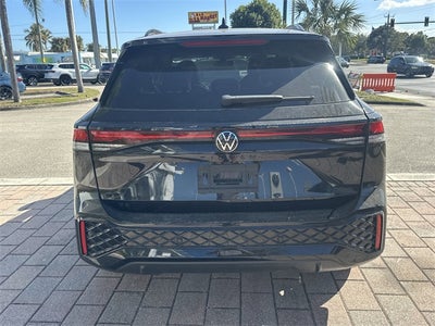 2026 Volkswagen Tiguan 2.0T SE R-Line Black
