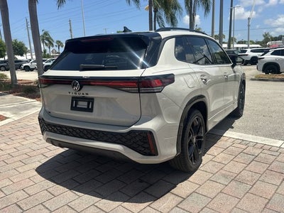 2026 Volkswagen Tiguan 2.0T SE R-Line Black